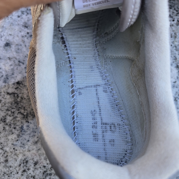 New Balance WOMEN'S 574 GREY/WHITE Sz 10.5 Like New - Picture 7 of 15